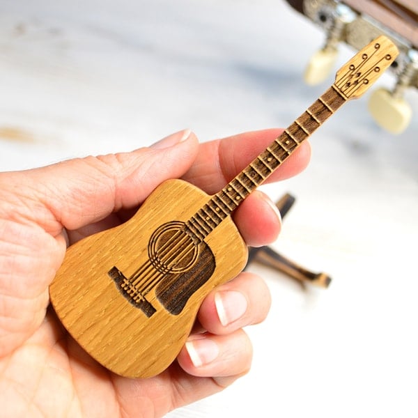 Wooden Acoustic Guitar Pick Case